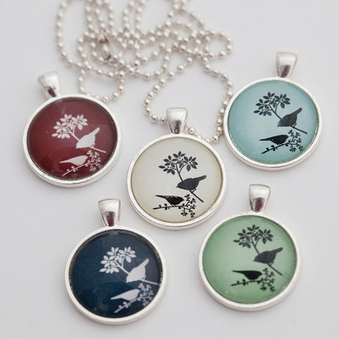Water Willow Design Circle Pendant Necklace - Birds White